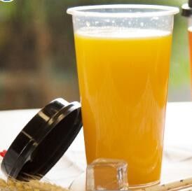 Round Plastic BPA Free PP Cups With Customizable Lids For Coffee And Boba Tea