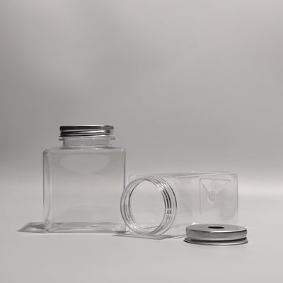 Customized Color PET Plastic Bottle with Screw On Lid for Beverages